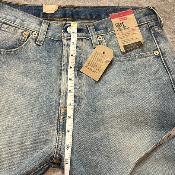 NWT's Levis's 501's, Size 30. - Picture 11 of 16